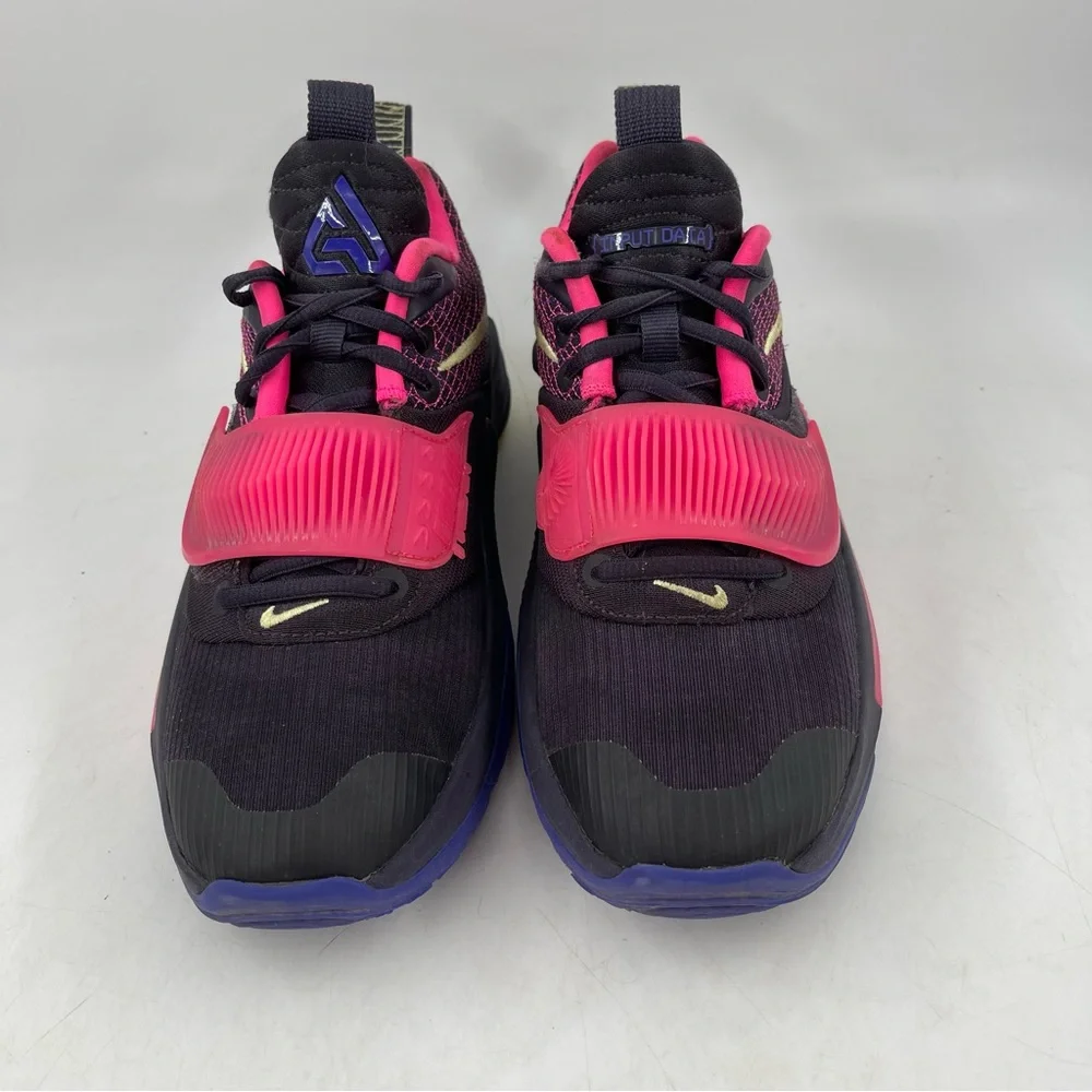 👞 Nike Unisex Zoom Freak 3-SZ 6 Y-Purple Pink Low Top Lace- Up Running Shoe